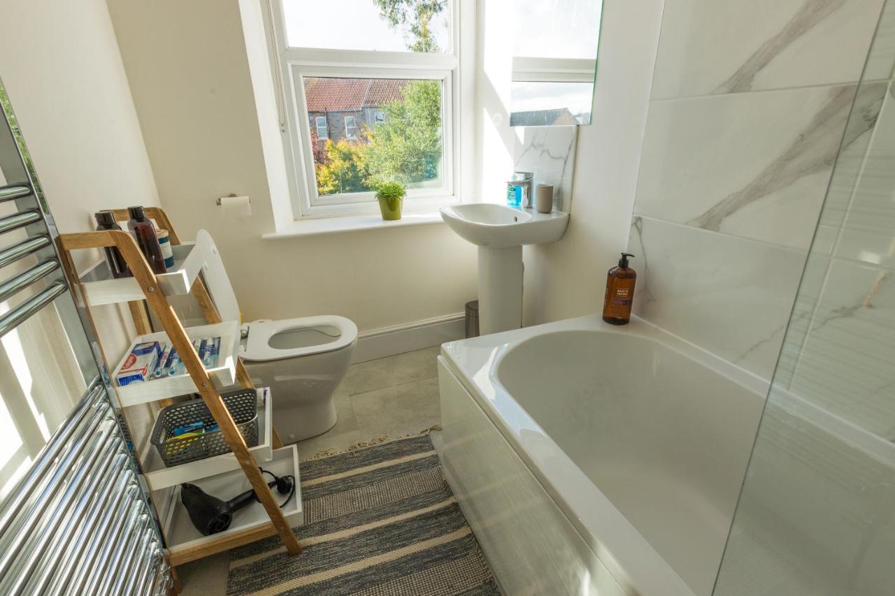 Ferienwohnung Amazing New 3 Double Bed House In Staple Hill! Bristol Exterior foto